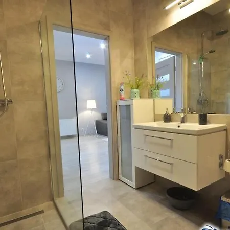 Nad Kamienna Apartment *